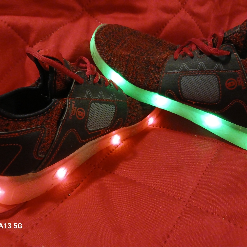 Light up - Picture 4 of 5